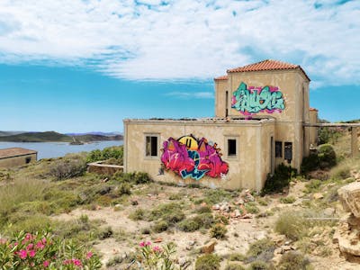 Colorful Stylewriting by Classiks, shuen and STBcrew. This Graffiti is located in Lemnos, Greece and was created in 2022.