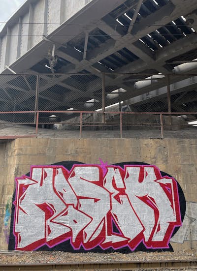Red and Chrome Stylewriting by Moosem135. This Graffiti is located in Baku, Azerbaijan and was created in 2023. This Graffiti can be described as Stylewriting and Line Bombing.