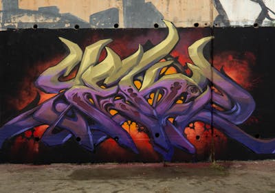 Beige and Violet and Red Stylewriting by YEKO. This Graffiti is located in Valencia, Spain and was created in 2023.