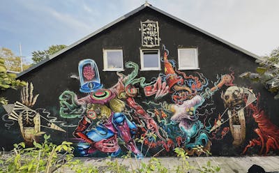 Colorful Characters by Gosp and Brainpaintcircle. This Graffiti is located in Germany and was created in 2023. This Graffiti can be described as Characters, Murals and Streetart.