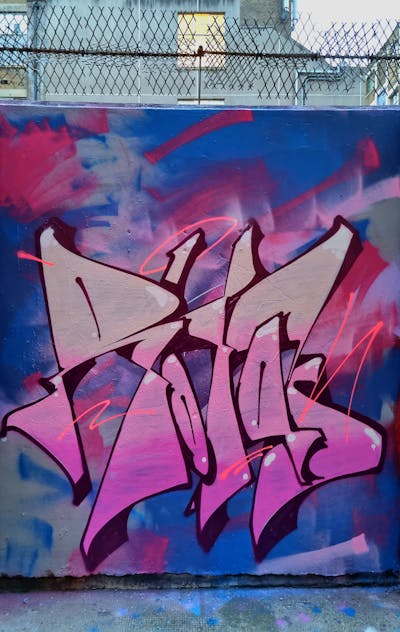Coralle Stylewriting by SIDOK and Royal Cru. This Graffiti is located in London, United Kingdom and was created in 2022.