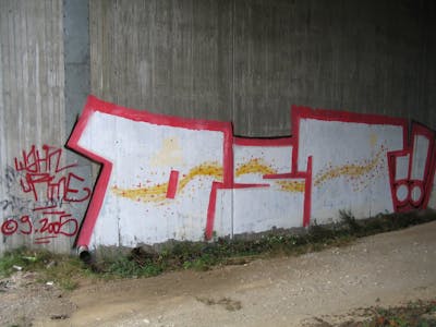 White and Red Stylewriting by urine and OST. This Graffiti is located in Landsberg, Germany and was created in 2005. This Graffiti can be described as Stylewriting and Street Bombing.