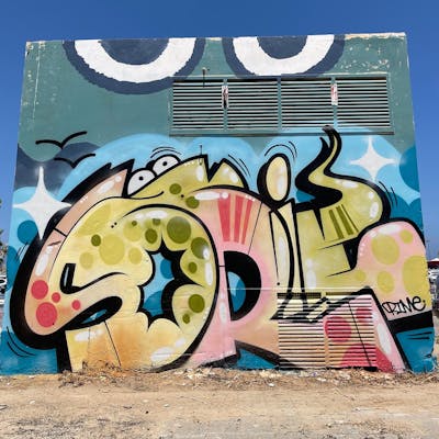 Colorful and Beige Stylewriting by 2DX and SORIE. This Graffiti is located in Ashdod, Israel and was created in 2023.
