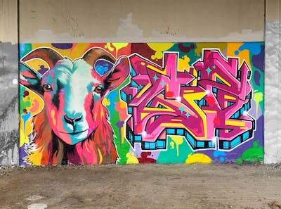 Colorful Stylewriting by bzks and GISMO. This Graffiti is located in Thessaloniki, Greece and was created in 2024. This Graffiti can be described as Stylewriting, Characters, Streetart and Abandoned.