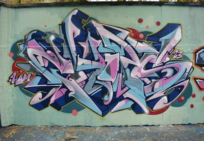 Colorful Stylewriting by Chips and CDSK. This Graffiti is located in London, United Kingdom and was created in 2023. This Graffiti can be described as Stylewriting and Wall of Fame.