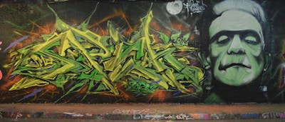 Light Green and Colorful Stylewriting by Chips and DavePlant. This Graffiti is located in United Kingdom and was created in 2021. This Graffiti can be described as Stylewriting and Characters.