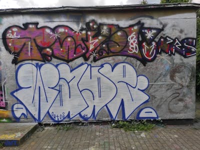 Colorful Stylewriting by Twis and wade. This Graffiti is located in Germany and was created in 2021.