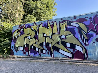 Colorful Stylewriting by ZICK and PMZ CREW. This Graffiti is located in Wilhelmshaven, Germany and was created in 2022. This Graffiti can be described as Stylewriting and Wall of Fame.