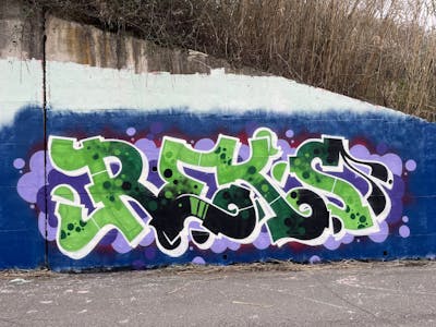 Light Green and Green and Colorful Stylewriting by REKS. This Graffiti is located in Ascoli Piceno, Italy and was created in 2024.