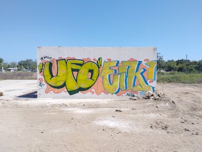 Light Green Stylewriting by Ufo and EIK1. This Graffiti is located in Antalya, Turkey and was created in 2024. This Graffiti can be described as Stylewriting and Abandoned.