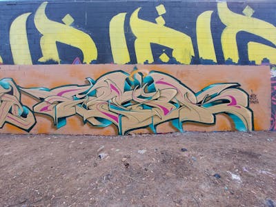 Beige and Colorful Stylewriting by TexR. This Graffiti is located in Australia and was created in 2022. This Graffiti can be described as Stylewriting and Wall of Fame.