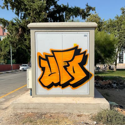 Orange and Black Street Bombing by Ufo. This Graffiti is located in Antalya, Turkey and was created in 2021. This Graffiti can be described as Street Bombing and Stylewriting.