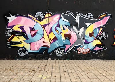 Colorful Stylewriting by Dinamo. This Graffiti is located in Venezuela and was created in 2021. This Graffiti can be described as Stylewriting and Wall of Fame.