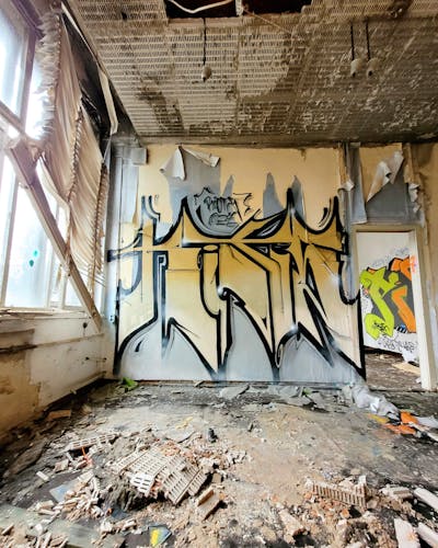 Beige Stylewriting by Riots. This Graffiti is located in Leipzig, Germany and was created in 2024. This Graffiti can be described as Stylewriting and Abandoned.