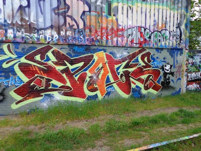 Colorful Stylewriting by Spoce and Spocey. This Graffiti is located in s´Hertogenbosch, Netherlands and was created in 2013. This Graffiti can be described as Stylewriting and Wall of Fame.