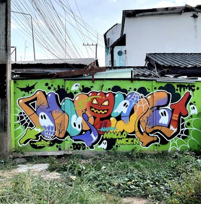 Colorful Stylewriting by Hootive. This Graffiti is located in Thailand and was created in 2023. This Graffiti can be described as Stylewriting, Characters and Streetart.