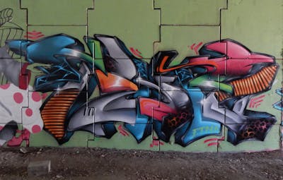 Colorful Stylewriting by Tinto. HDP Crew. This Graffiti is located in Sevilla, Spain and was created in 2021.
