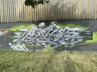 Grey Stylewriting by Picks and Fakt. This Graffiti is located in Bremerhaven, Germany and was created in 2021. This Graffiti can be described as Stylewriting and Wall of Fame.