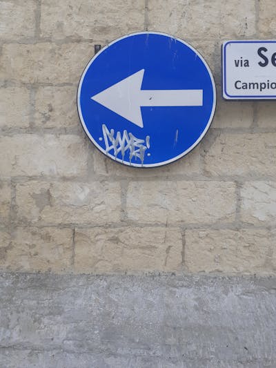 White Handstyles by CEAR.ONE. This Graffiti was created in 2023 but its location is unknown.