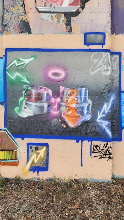 Colorful Characters by fil. This Graffiti is located in Lleida, Spain and was created in 2024. This Graffiti can be described as Characters and Streetart.