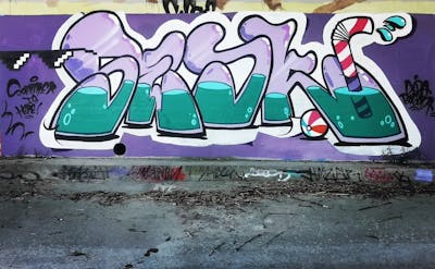 Violet and Cyan Stylewriting by Sedk. This Graffiti is located in Zürich, Switzerland and was created in 2023.