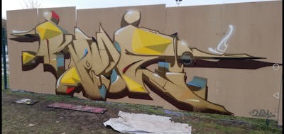 Beige and Brown Stylewriting by Roweo and mtl crew. This Graffiti is located in Saalfeld (Saale), Germany and was created in 2018.