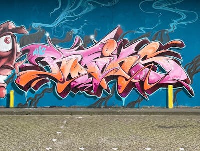 Coralle and Orange and Colorful Stylewriting by Fiks and MicRoFiks. This Graffiti is located in Oldenburg, Germany and was created in 2023.