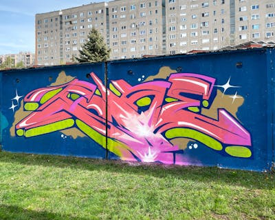 Coralle and Colorful Stylewriting by Coke. This Graffiti is located in Budapest, Hungary and was created in 2024. This Graffiti can be described as Stylewriting and Wall of Fame.