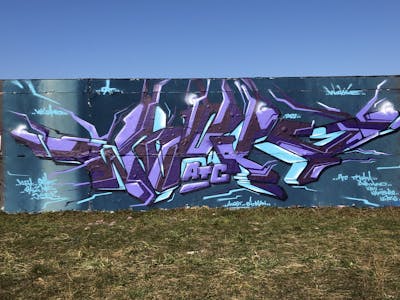 Violet and Cyan Stylewriting by WOOKY. This Graffiti is located in Halle/Saale, Germany and was created in 2022. This Graffiti can be described as Stylewriting and Wall of Fame.