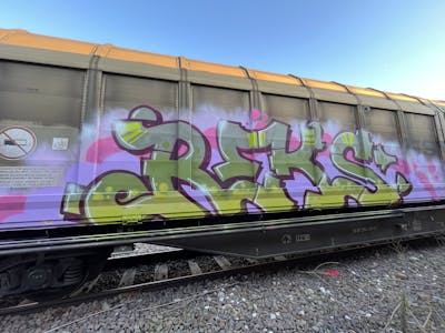 Light Green Stylewriting by REKS. This Graffiti is located in Italy and was created in 2024. This Graffiti can be described as Stylewriting, Trains and Freights.