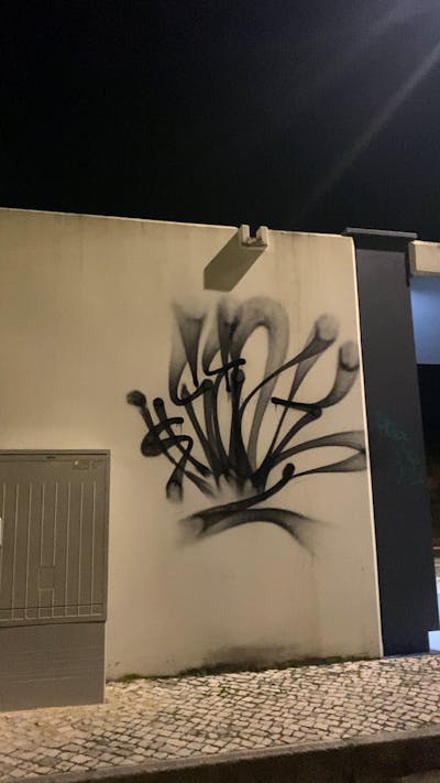 Black Handstyles by Seak. This Graffiti is located in Portugal and was created in 2023. This Graffiti can be described as Handstyles and Street Bombing.