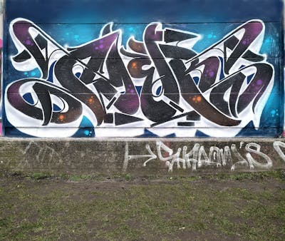 White and Black and Blue Stylewriting by Ader one. This Graffiti is located in Bremen, Germany and was created in 2023.