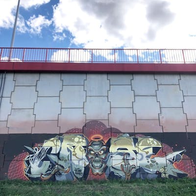 Colorful Stylewriting by cruze and Ogryz. This Graffiti is located in Lubin, Poland and was created in 2020. This Graffiti can be described as Stylewriting, Characters and Special.