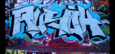 White and Light Blue Stylewriting by Rusoh. This Graffiti is located in United States and was created in 2020.