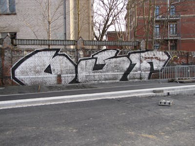 Chrome Stylewriting by urine, Pizar and Mobar OST. This Graffiti is located in Leipzig, Germany and was created in 2010. This Graffiti can be described as Stylewriting and Street Bombing.