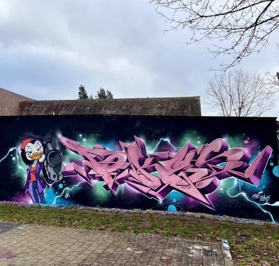 Coralle and Colorful Stylewriting by FOKUS.81 and CANEONE. This Graffiti is located in Fürth, Germany and was created in 2021. This Graffiti can be described as Stylewriting and Characters.