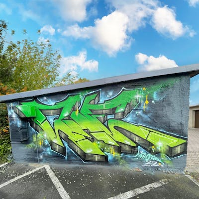 Light Green and Grey Stylewriting by cme and Riots. This Graffiti is located in Oschatz, Germany and was created in 2022. This Graffiti can be described as Stylewriting and Wall of Fame.