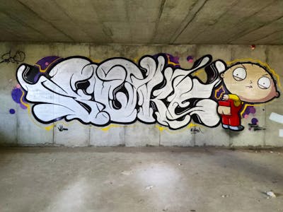 Chrome and Beige Abandoned by BUKE. This Graffiti is located in Zaragoza, Spain and was created in 2022. This Graffiti can be described as Abandoned, Stylewriting and Characters.