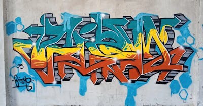 Cyan and Orange and Yellow Stylewriting by Gizmo. This Graffiti is located in Thessaloniki, Greece and was created in 2023.