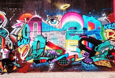 Colorful Stylewriting by Arthur OneR. This Graffiti is located in LISBON, Portugal and was created in 2022.