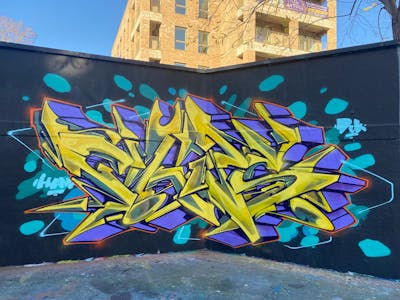 Yellow and Violet Stylewriting by Chips and CDSK. This Graffiti is located in London, United Kingdom and was created in 2023.