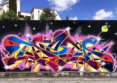 Colorful Stylewriting by Thetan one. This Graffiti is located in Venezia, Italy and was created in 2022. This Graffiti can be described as Stylewriting and Wall of Fame.