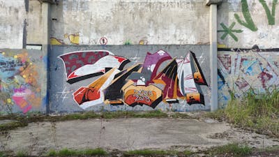 Colorful Stylewriting by 7AM. This Graffiti is located in Zagreb, Croatia and was created in 2023. This Graffiti can be described as Stylewriting and Abandoned.