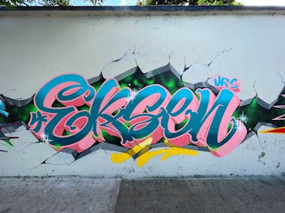 Colorful Stylewriting by Eksen and vrs. This Graffiti is located in Guadalajara, Mexico and was created in 2021. This Graffiti can be described as Stylewriting and Handstyles.