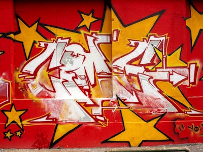 Orange and Red and White Stylewriting by Cime. This Graffiti is located in Budapest, Hungary and was created in 2023.