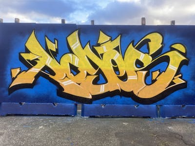 Yellow and Light Blue Stylewriting by Royes. This Graffiti is located in Denmark and was created in 2024. This Graffiti can be described as Stylewriting and Wall of Fame.
