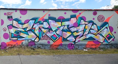 Colorful Stylewriting by Enter. This Graffiti is located in Querétaro, Mexico and was created in 2021. This Graffiti can be described as Stylewriting and Wall of Fame.