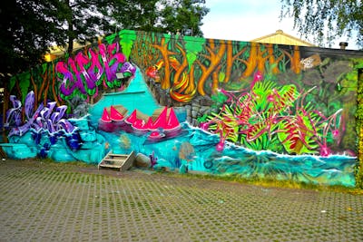 Colorful Stylewriting by zoxes, Jason one, Luke, Creme and Jason. This Graffiti is located in Hamburg, Germany and was created in 2022. This Graffiti can be described as Stylewriting and Murals.