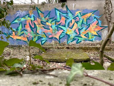 Colorful Stylewriting by _mekes_. This Graffiti is located in Paris, France and was created in 2023. This Graffiti can be described as Stylewriting and Abandoned.