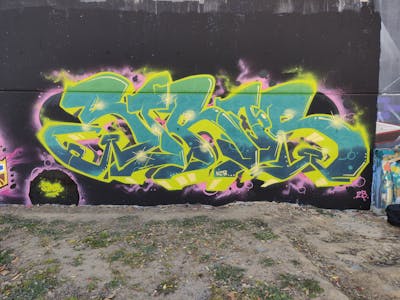 Light Green and Cyan and Coralle Stylewriting by SJROB. This Graffiti is located in madrid, Spain and was created in 2023.